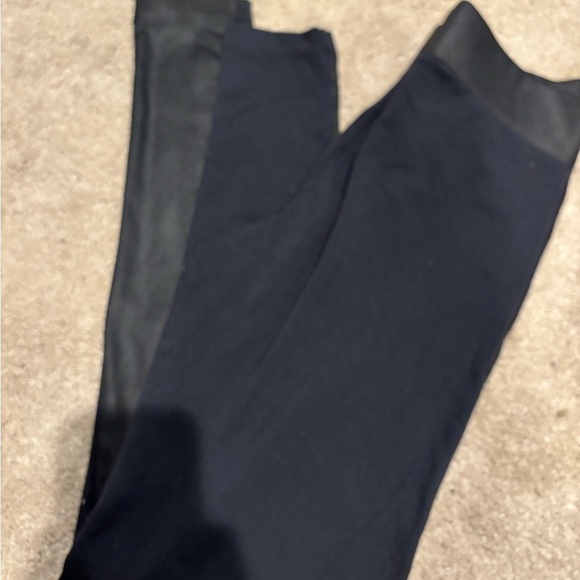 Pookie and Sebastian, black leather spandex leggings - Picture 3 of 4